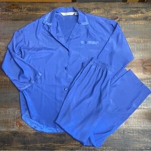 Vintage 90’s Victoria’s Secret blue pajama set